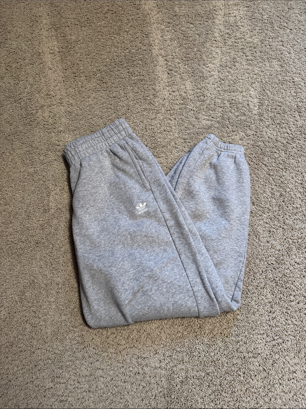 adidas Originals Women's Essentials Fleece Loose Joggers